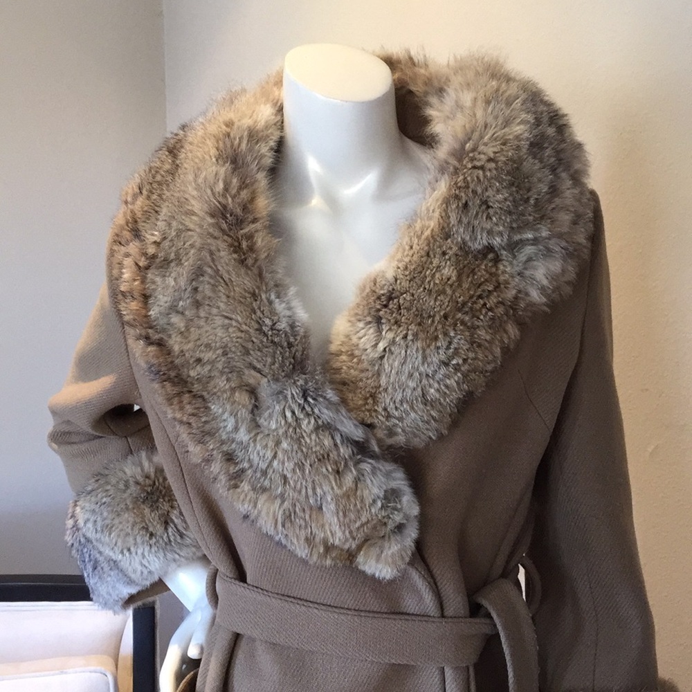 HOST PICK!  Vintage Risa Diane Fur Coat - Picture 3 of 7